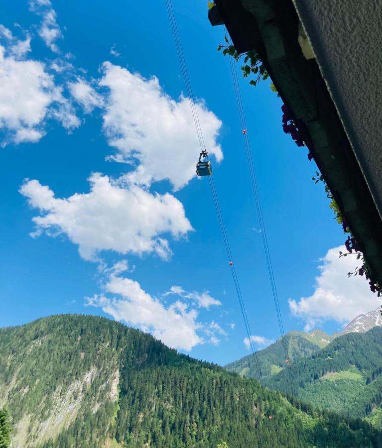 Mountainrock Apartment Mayrhofen Luaran gambar